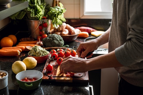 Home cooking – smart money-holding skills