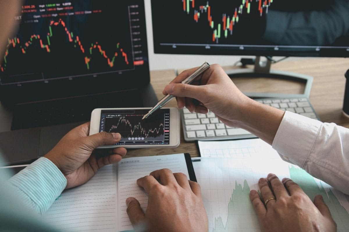 Mô hình pay after you pass không chỉ là một cách định giá, mà là một hệ sinh thái hoàn chỉnh.